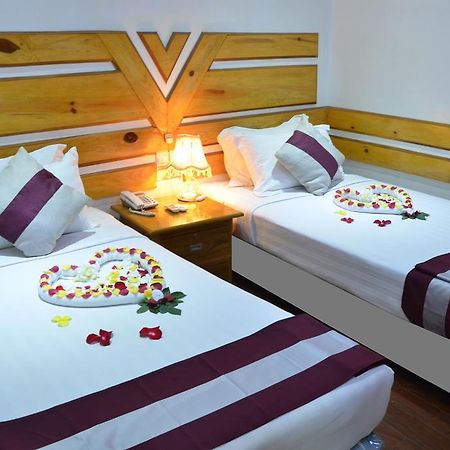 Myat Nan Taw Hotel Loikaw Esterno foto